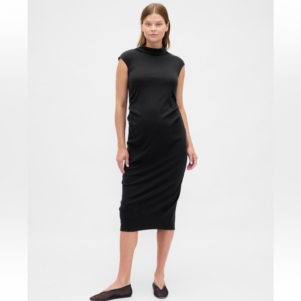 GAP Maternity Modern Mockneck dress